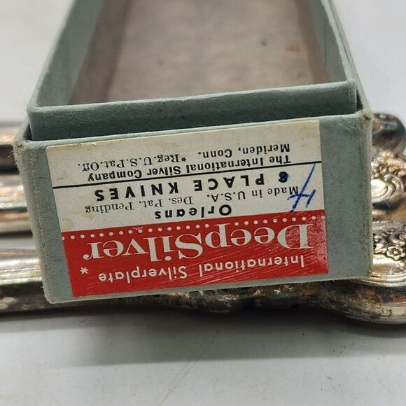 4 Dinner Knives Orleans International Deep Silver Plate Korea - Picture 5 of 5